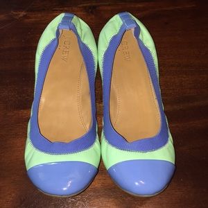 Gently used leather green and blue flats. SZ 8